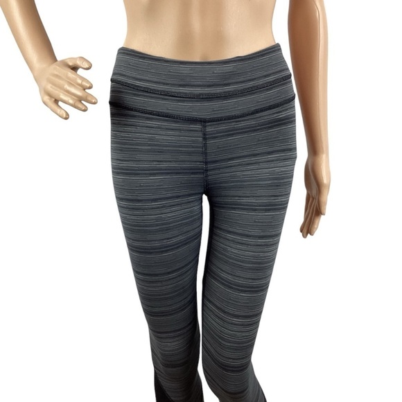 Lululemon Run: Inspire Crop II (Mesh) Size 4 Cyber Stripe Deep Coal Black - Picture 2 of 7